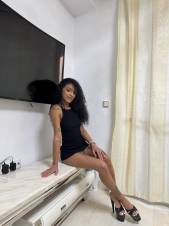 MORENA LATINA MUY CACHONDA