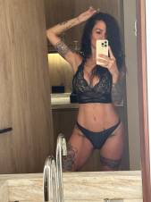 HERMOSA LATINA EN MARBELLA CACHONDA