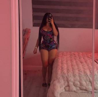 SOY MORENA UNA BOMBA EN LA CAMA ////