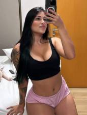 NIÑA LATINA TENGO CURVAS DE INFARTO ! ! ! !