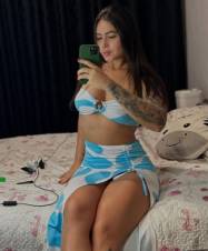 TE GUSTARIA QUEDAR CONMIGO ? ? ? ?