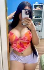 Soy una chica súper caliente./ / / /