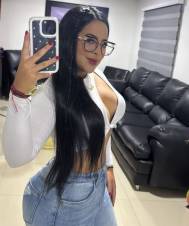 Juguetona cachonda muy morbosa ! ! ! !